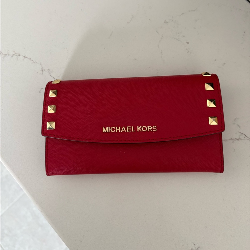 Stunning Red Michael Kors Wallett